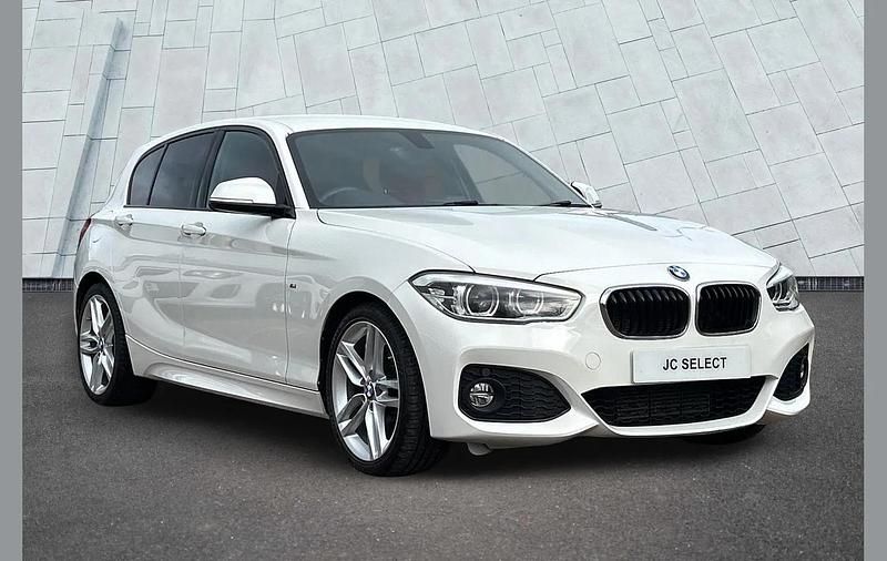 Used BMW 120 M Sport 187 HP (137 kW) 2017 White Hatchback