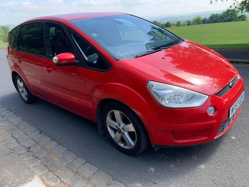 Red Used 2007 Ford S-MAX Titanium MPV | £2,695 (A bit pricey) - Image 1/4