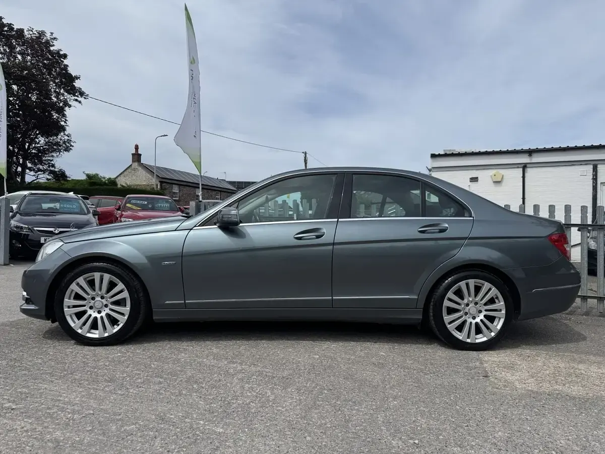 Used Mercedes C180 Elegance 156 HP (114 kW) 2011 Grey Sedan