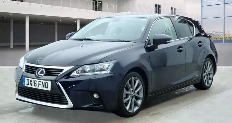 Used Lexus CT200h 136 HP (100 kW) 2016 Black Hatchback