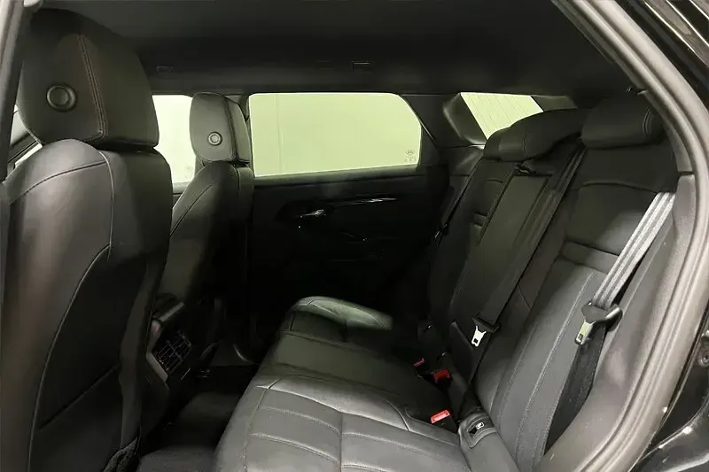 Used Land Rover Range Rover evoque S 160 HP (117 kW) 2024 Black SUV