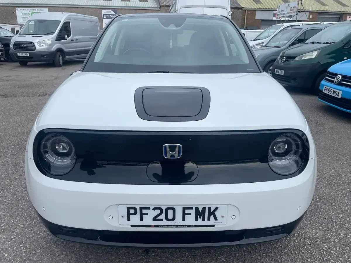 Used Honda e 100 kW (136 HP) 2020 White Hatchback