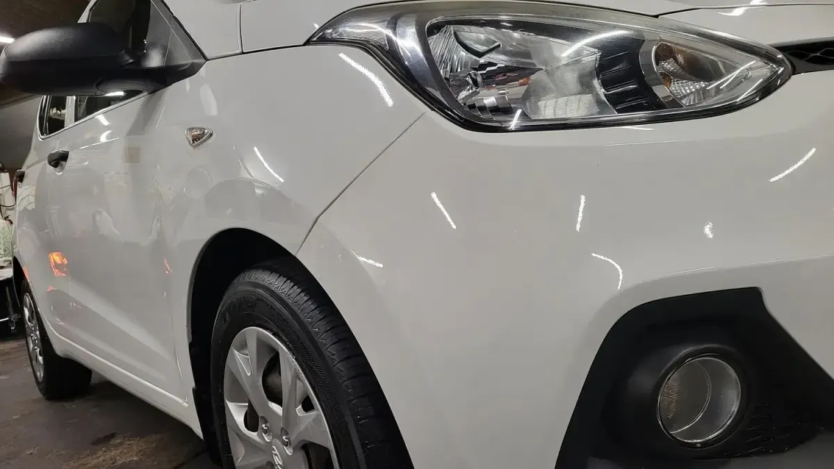 Used Hyundai i10 65 HP (47 kW) 2015 White Hatchback