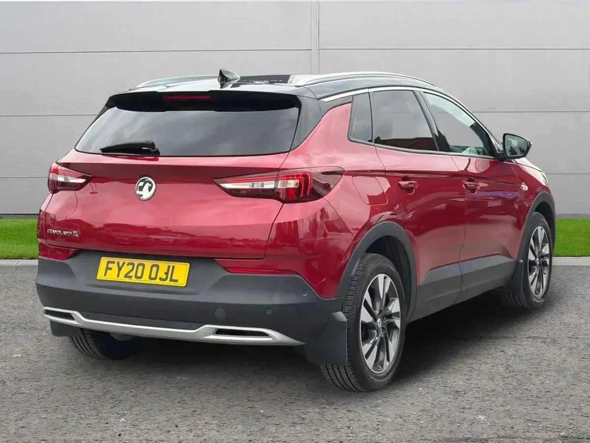 Second-hand Vauxhall Grandland X SRi 128 CP (94 kW) 2020 Roșu SUV
