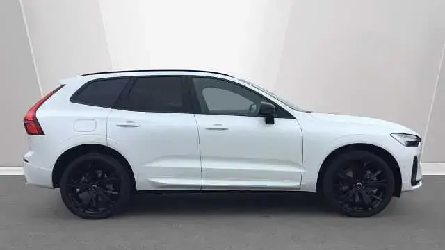 Ny Volvo XC60 Plus 345 HK (253 kW) 2026 Svart SUV