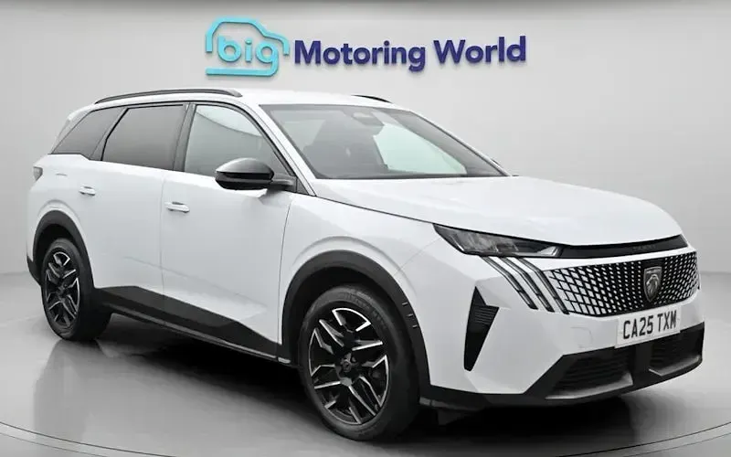 Used Peugeot 5008 Allure 136 HP (100 kW) 2025 SUV