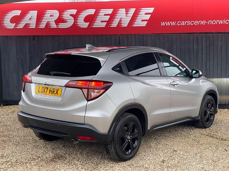 Used Honda HR-V EX 120 HP (88 kW) 2017 Silver SUV