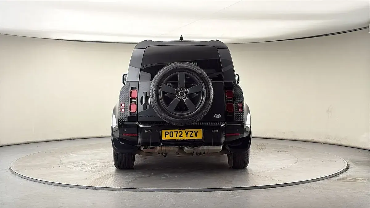 Second-hand Land Rover Defender HSE Dynamic 2022 Gri SUV