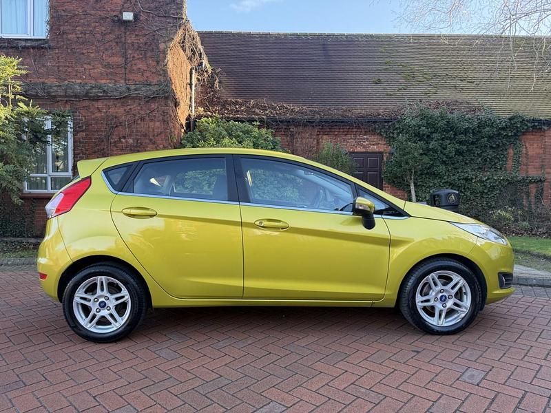 Used Ford Fiesta Zetec 2013 Yellow Hatchback