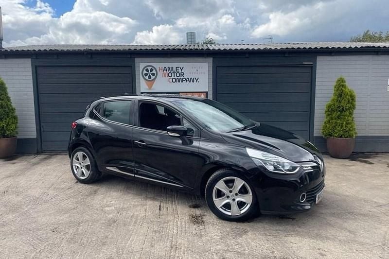 Black Used 2013 Renault Clio IV Dynamique Hatchback | £2,195 (A bit pricey) - Image 1/1