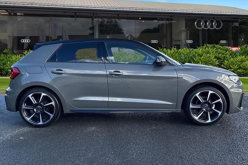 New Audi A1 Sportback Black Edition 95 HP (69 kW) 2025 Grey Hatchback