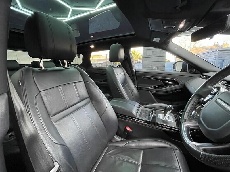 Used Land Rover Range Rover evoque SE Dynamic 180 HP (132 kW) 2019 Black Estate