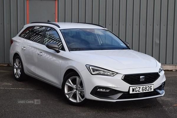 Used Seat Leon FR 130 HP (95 kW) 2022 White Estate