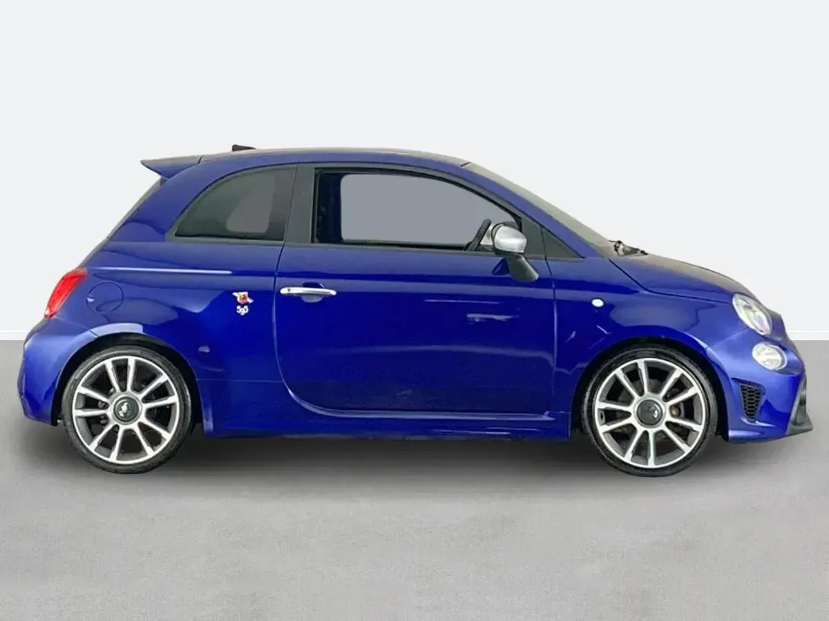 Used Abarth 595 70th Anniversary 165 HP (121 kW) 2018 Blue Hatchback