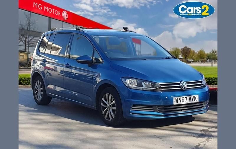 Used VW Touran SE 115 HP (84 kW) 2017 Blue MPV