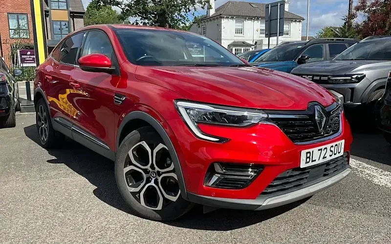 Used Renault Arkana Version S 143 HP (105 kW) 2022 SUV