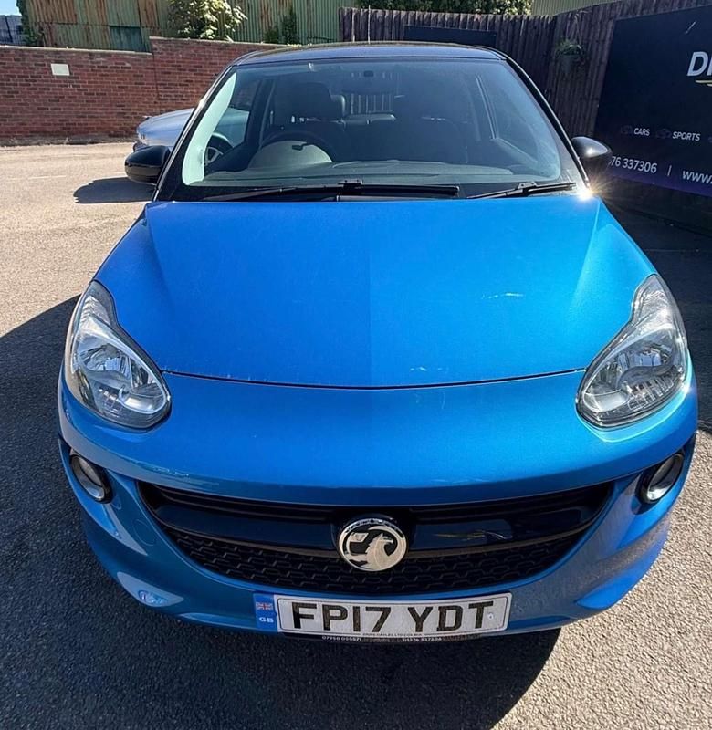 Second-hand Vauxhall Adam 70 CP (51 kW) 2017 Albastru Hatchback
