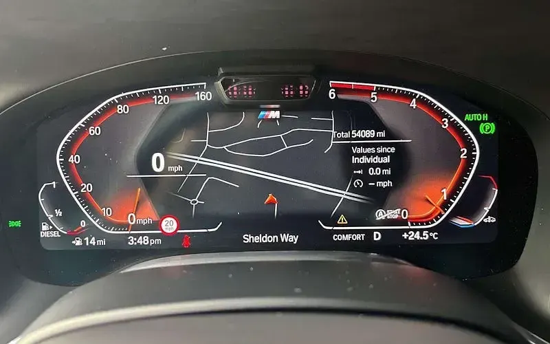 Used BMW 740L M Sport 320 HP (235 kW) 2020 Blue Sedan