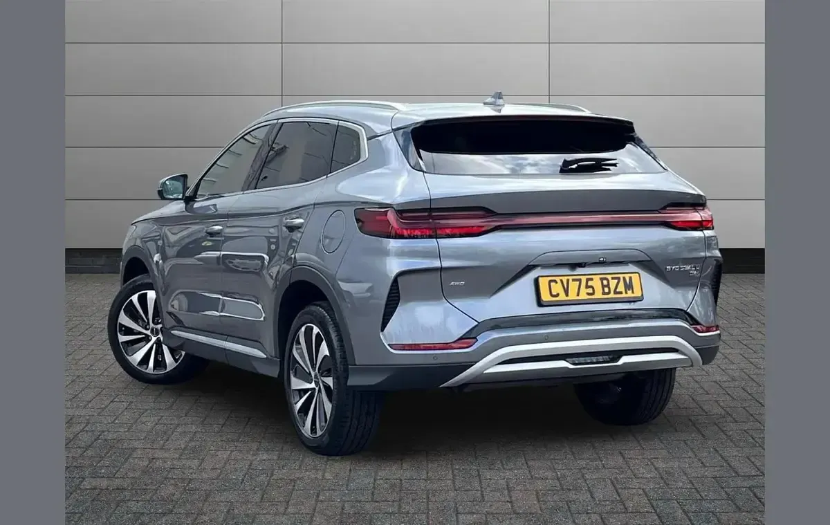 Used BYD Seal U Design 324 HP (238 kW) 2025 Grey SUV