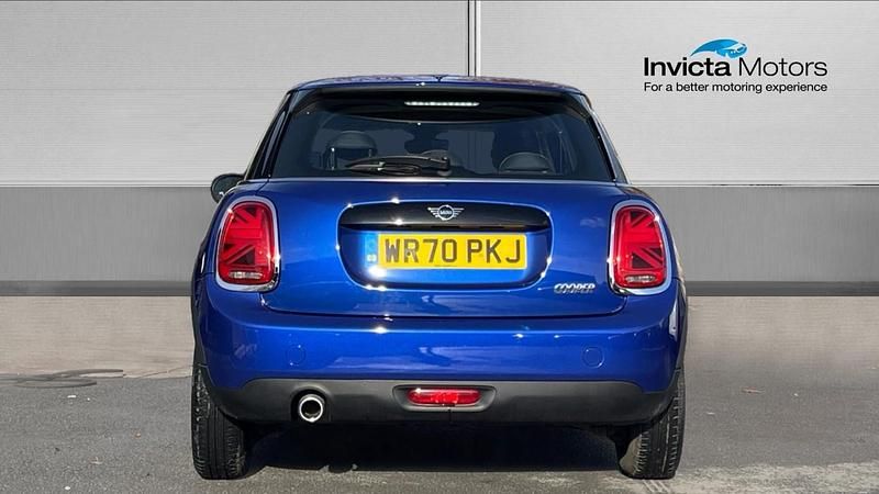 Used Mini Cooper Classic 136 HP (100 kW) 2020 Blue Hatchback