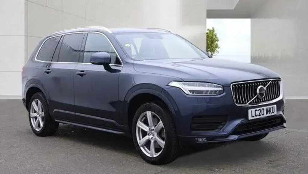 Used Volvo XC90 Momentum 2020 Blue SUV