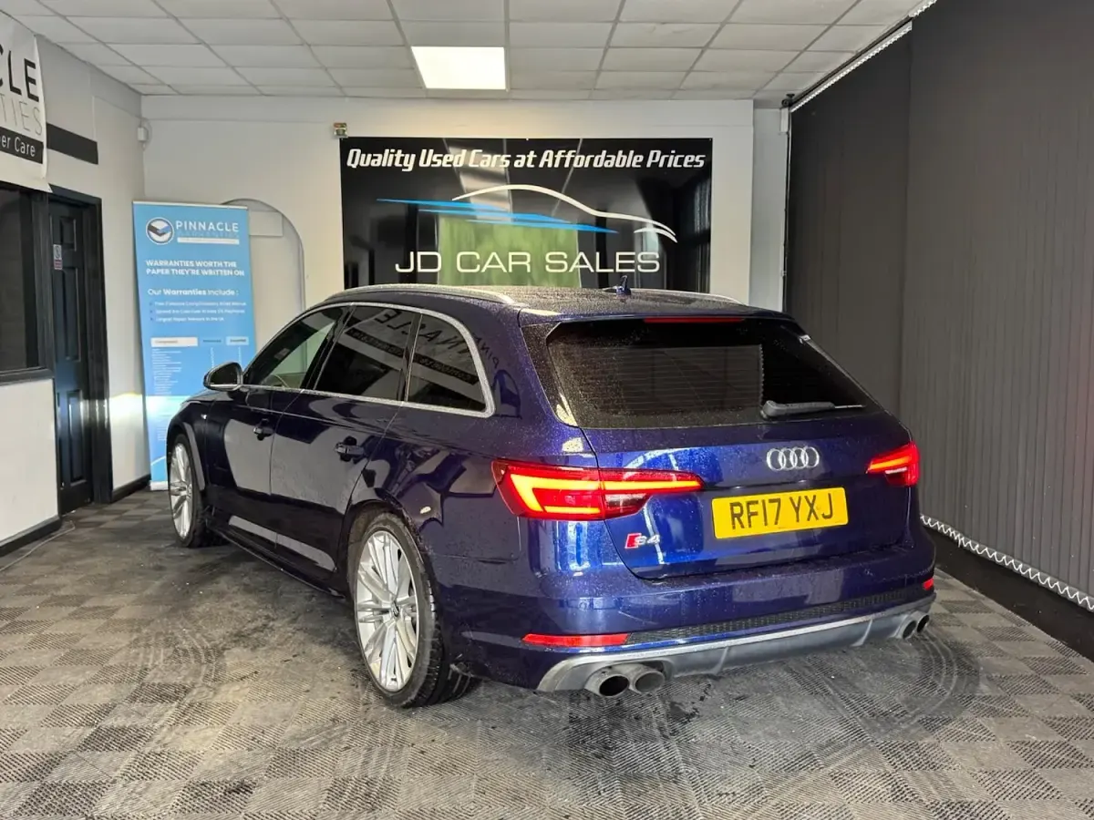 Used Audi S4 Comfort 354 HP (260 kW) 2017 Blue Estate