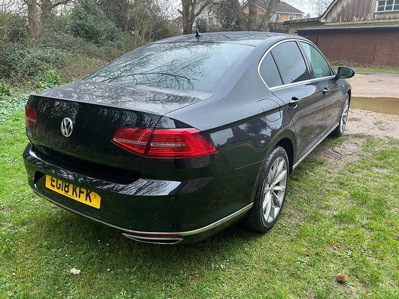 Used VW Passat Advance 2018 Black Sedan