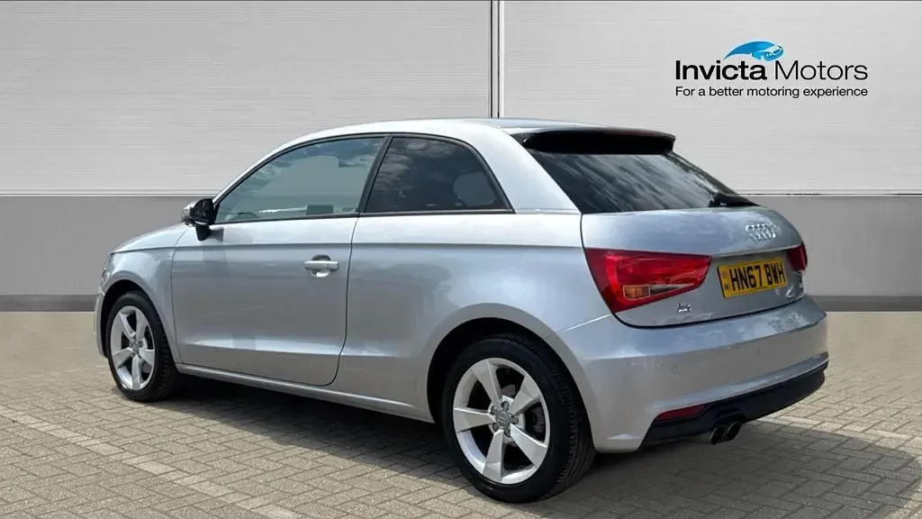 Used Audi A1 Sport 125 HP (91 kW) 2017 Silver Hatchback