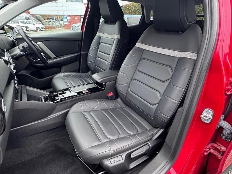 Used Citroën C4 PureTech 127 HP (93 kW) 2023 Red SUV