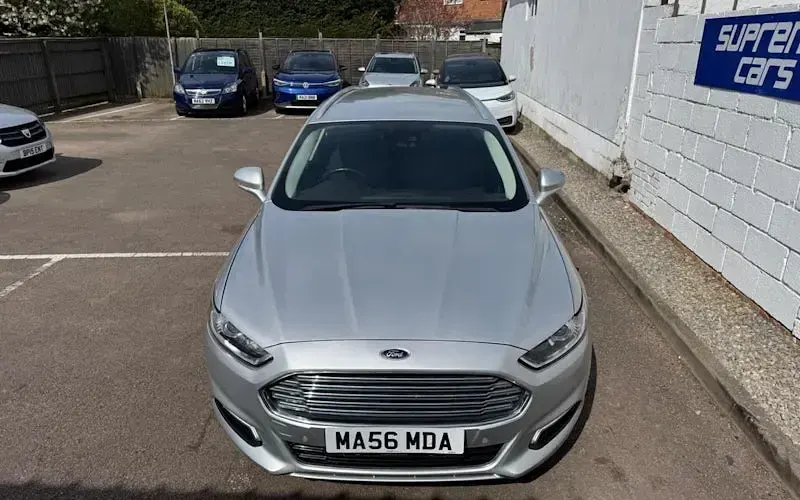 Used Ford Mondeo Titanium 179 HP (131 kW) 2016 Silver Estate