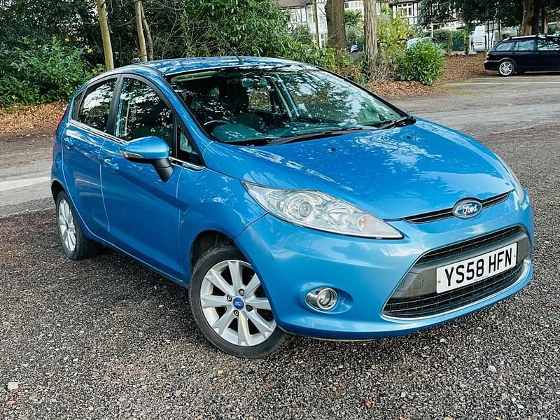 Blue Used 2009 Ford Fiesta Zetec Hatchback | £2,499 (Fair price) - Image 1/4
