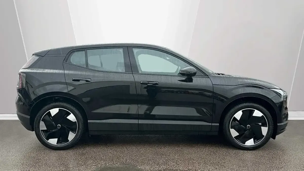 Usado Volvo EX30 Performance 310 kW (422 HP) 2025 Preto SUV