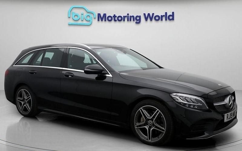 Used 2019 Mercedes C200 AMG line Estate | £16,000 (Good price) - Image 1/4