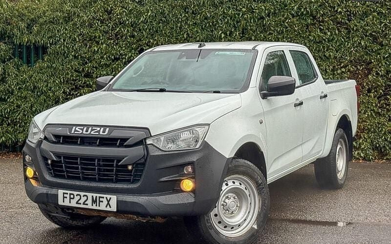 Used Isuzu D-Max 165 HP (121 kW) 2024 Cabriolet