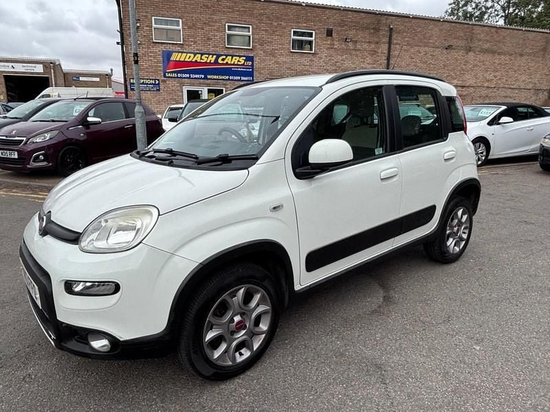Used Fiat Panda 4x4 75 HP (55 kW) 2013 White Hatchback