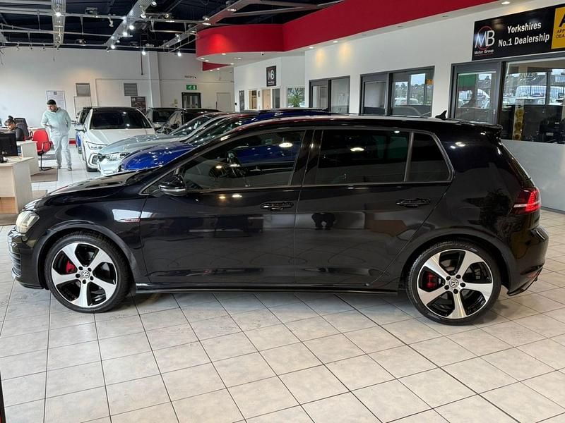 Usado VW Golf VII GTI 2017 Preto Citadino