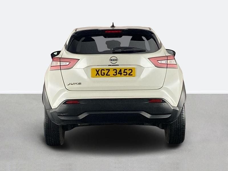 Used Nissan Juke N-Connecta 2022 White SUV