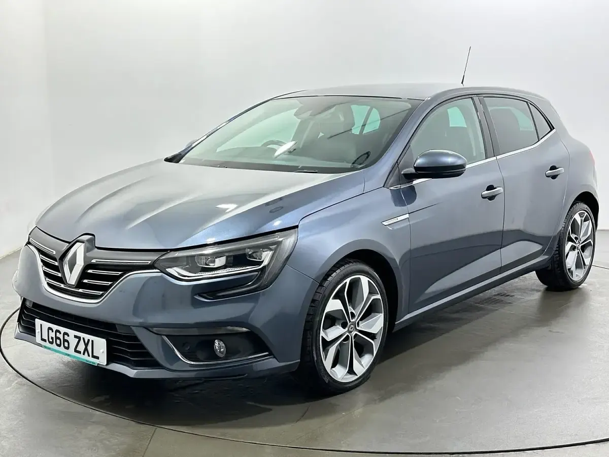 Used Renault Mégane IV Signature 110 HP (80 kW) 2016 Grey Hatchback