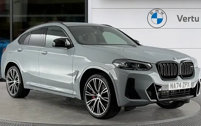 Usado BMW X4 M Sport 360 HP (264 kW) 2025 SUV