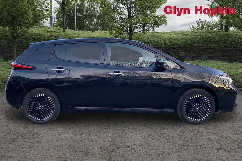 Used Nissan Leaf Tekna 110 kW (150 HP) 2023 Black Hatchback