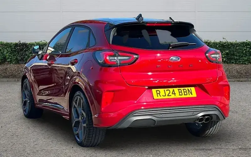 Usado Ford Puma ST 200 CV (147 kW) 2023 Rojo SUV