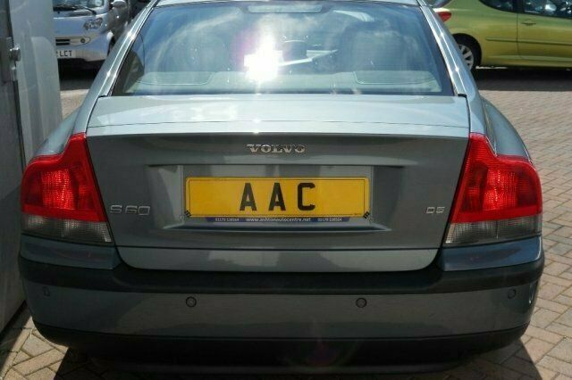 Usado Volvo S60 163 CV (119 kW) 2003 Berlina