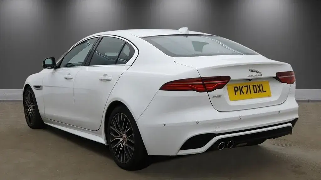 Used Jaguar XE R-Dynamic 204 HP (150 kW) 2021 White Sedan