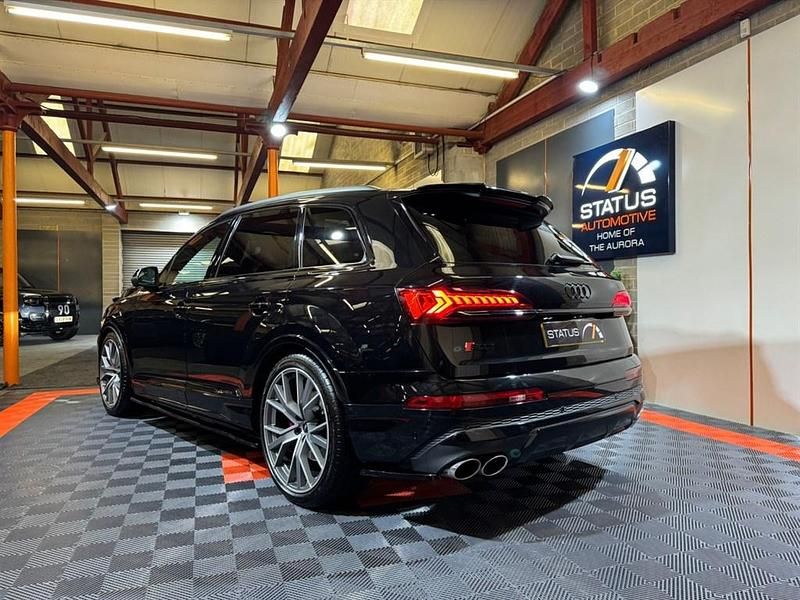 Used Audi SQ7 Comfort 507 HP (372 kW) 2022 Black SUV