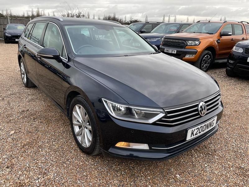 Used VW Passat SE 2015 Black Estate