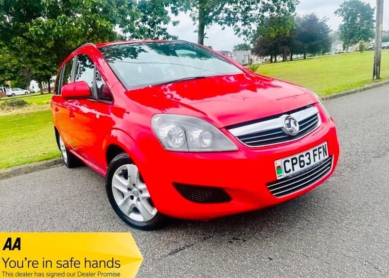 Red Used 2013 Vauxhall Zafira MPV | £2,650 (Fair price) - Image 1/4