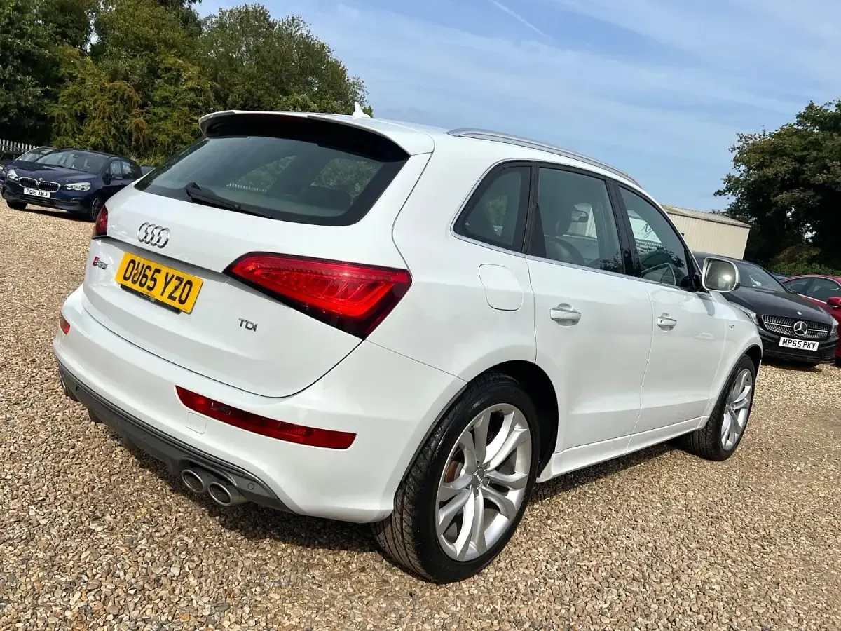 Used Audi SQ5 2015 White SUV