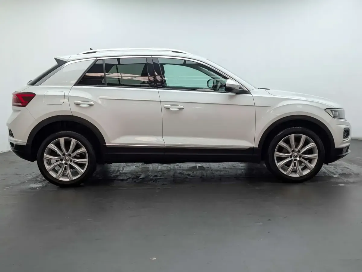 Usado VW T-Roc SEL 115 HP (84 kW) 2020 Branco SUV