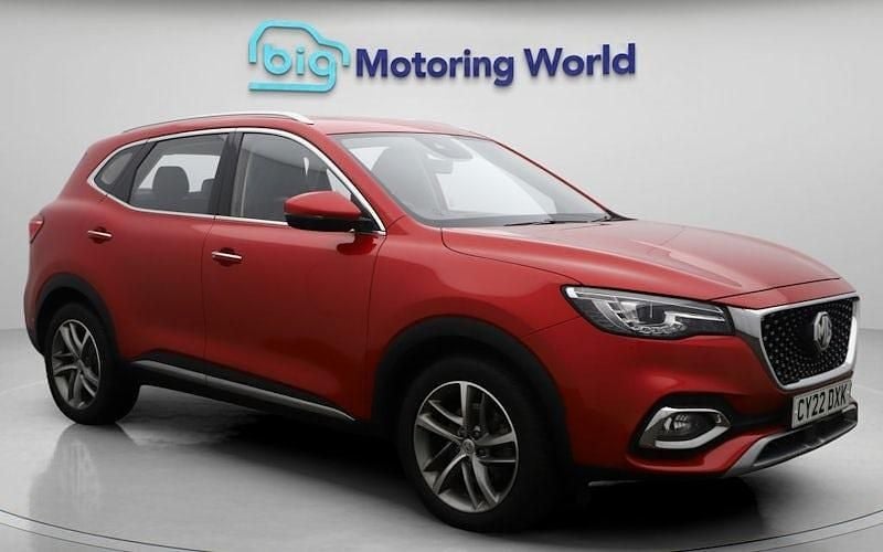 Red Used 2022 MG HS Exclusive SUV | £15,600 (Fair price) - Image 1/4