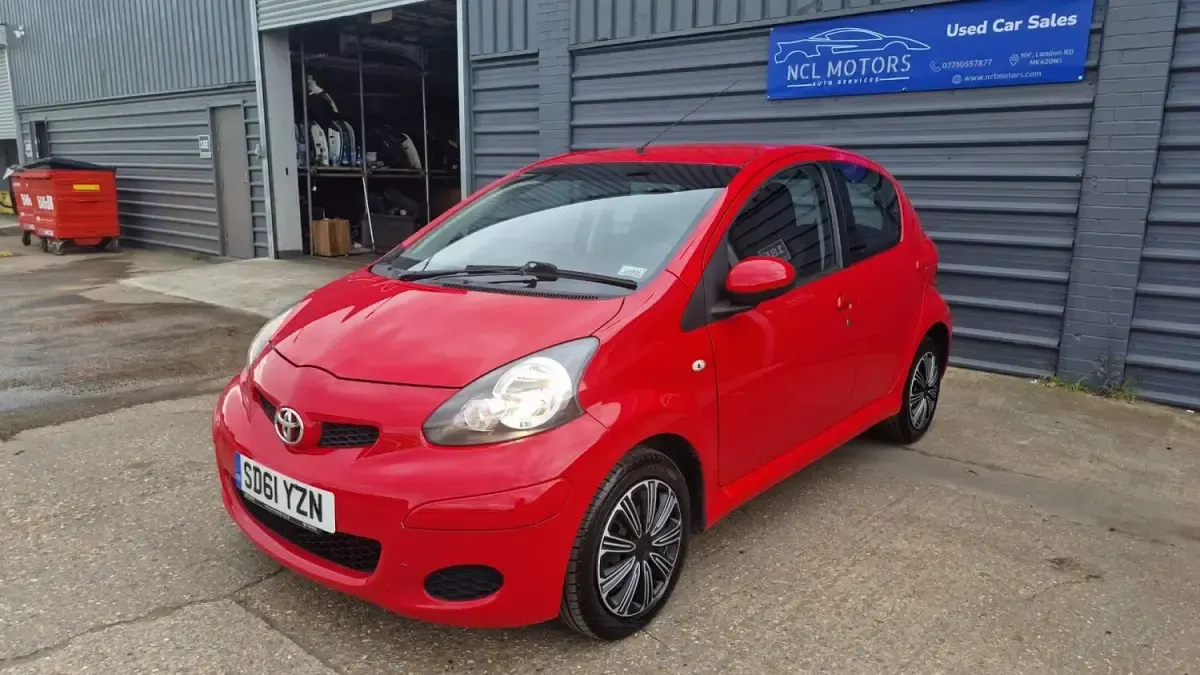 Used Toyota Aygo 2011 Red Hatchback
